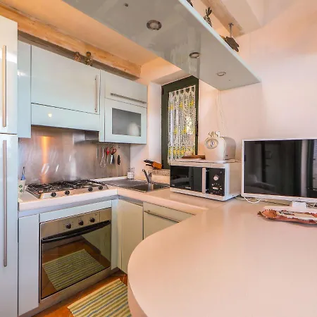 Paola By Interhome Apartman Cannigione